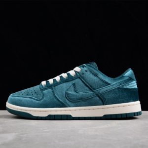 Nike Dunk Low Green Velvet DZ5224-300