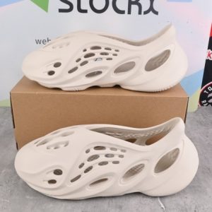 (Free Shipping)Yeezy Foam Runner   Ararat   G55486